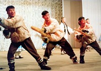 Государственный чукотско-эскимосский ансамбль песни и танца «Эргырон» («Рассвет»)