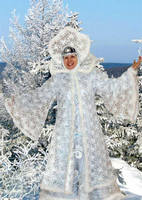 Светлана Таштамирова – мастер декоративно-прикладного искусства в костюме Зимы