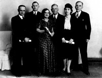 Группа харбинских поэтов, четвертый слева А.И. Несмелов