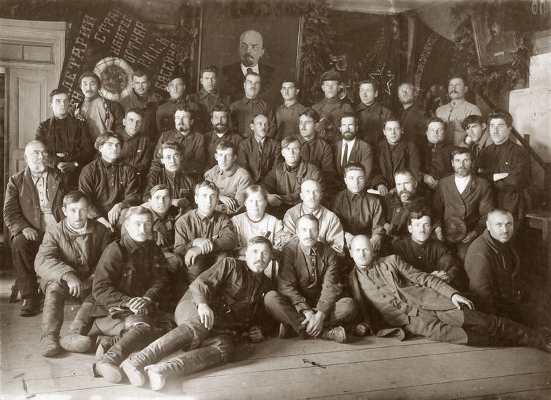 Делегаты второго Николаевского уездного съезда Советов. 1924 